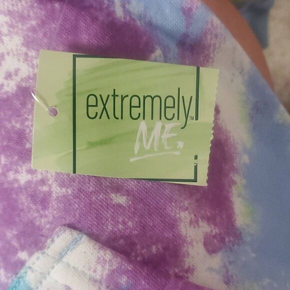 NWT EXTREMELY ME GIRLS SWEATSHIRT - Picture 3 of 3